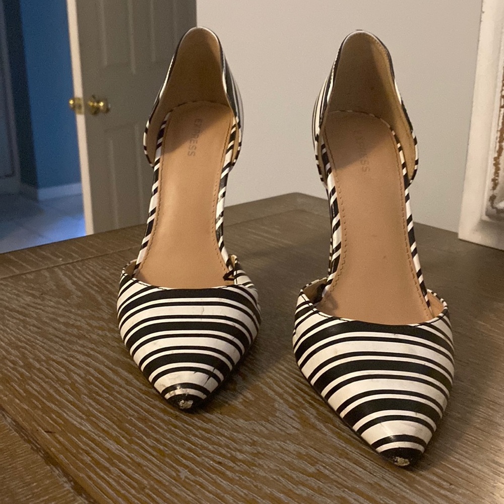Black and white striped express heels